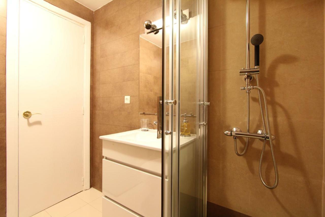 Cosy Apartment Prado Museum Madrid Bagian luar foto