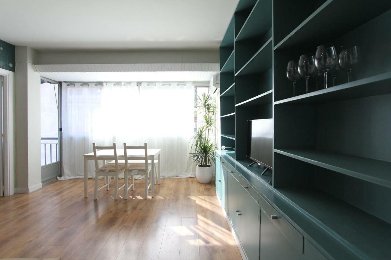 Cosy Apartment Prado Museum Madrid Bagian luar foto