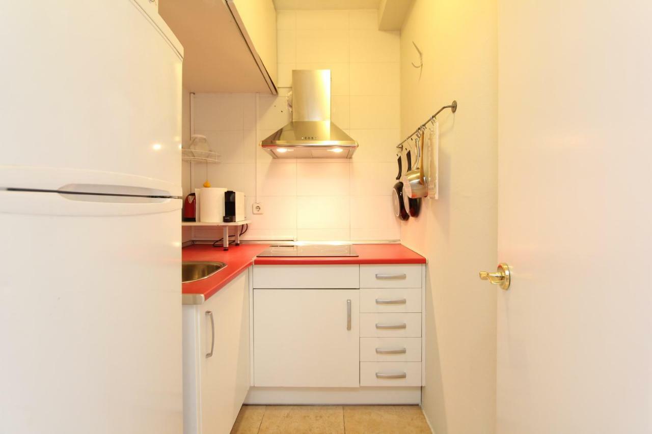 Cosy Apartment Prado Museum Madrid Bagian luar foto